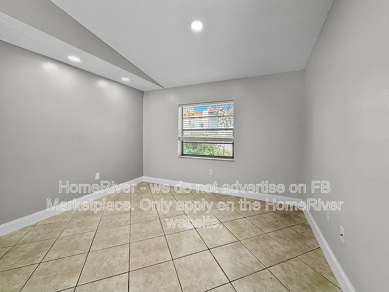 2015 Oleander Blvd #D — Photo 7