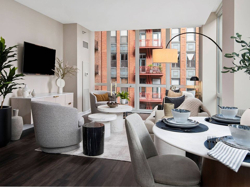 Spacious Living & Dining