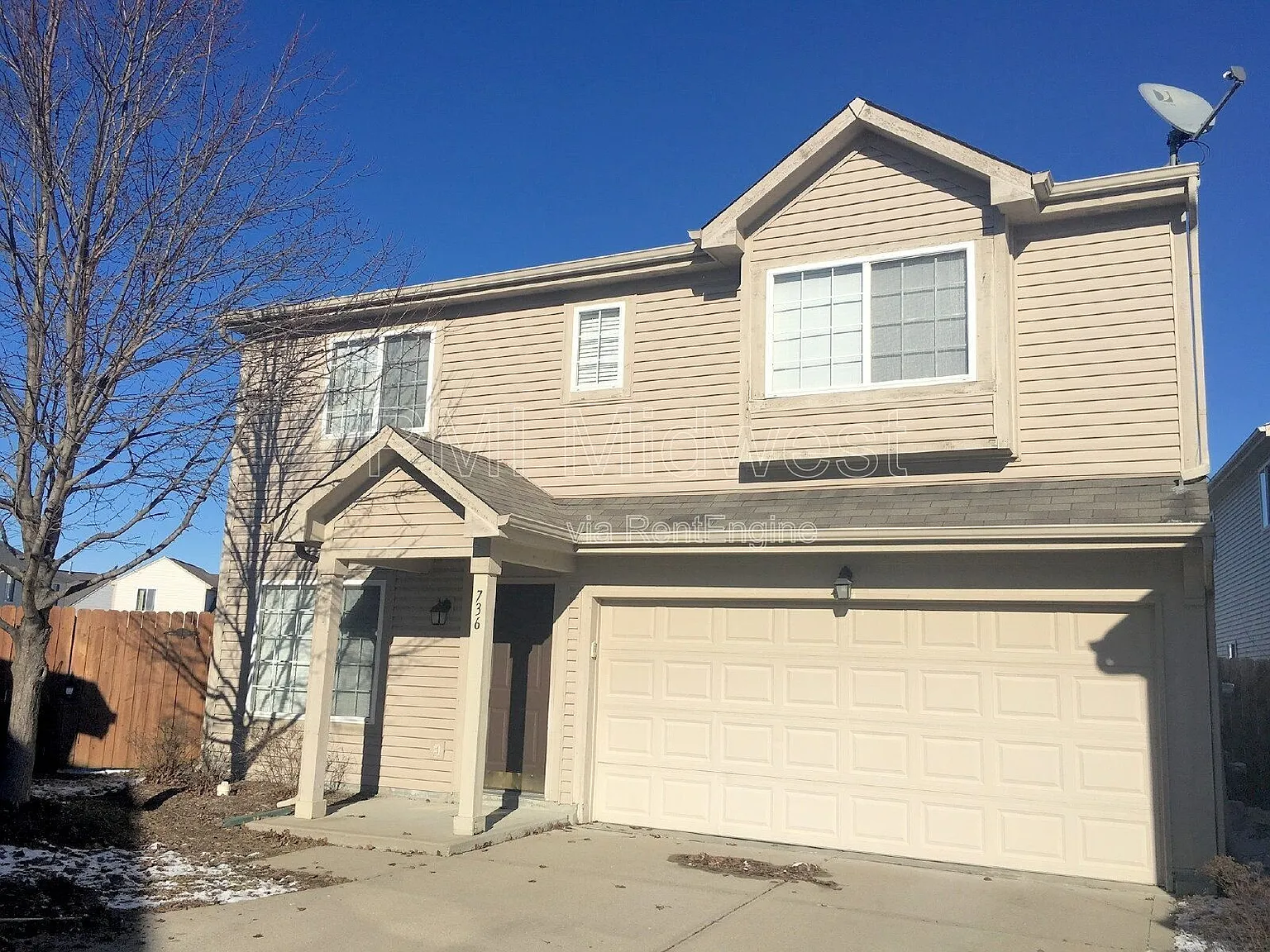3 bed, 2.5 bath, 1677 sqft, $1,799 — Photo 1