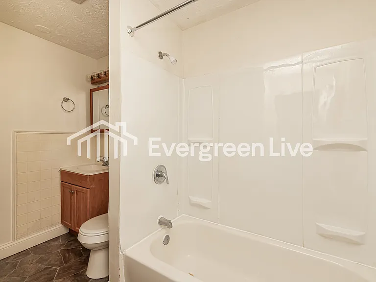 5638 Brandt Pike — Photo 14