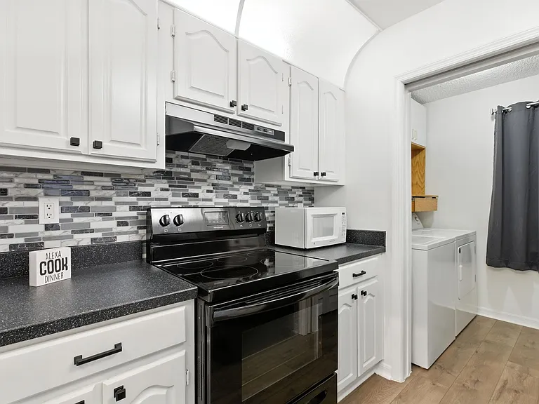 1735 Harrison St #231 — Photo 7