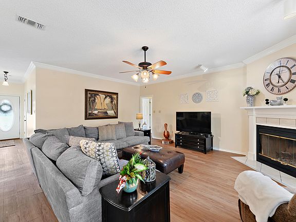 5th image of 504 Old Savannah Dr