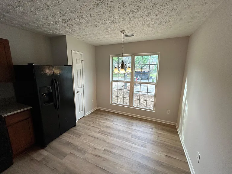 1513 Conley Way #1 — Photo 8