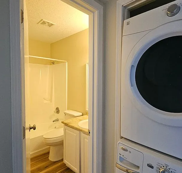80 Eventide Rd SE #A-D — Photo 5