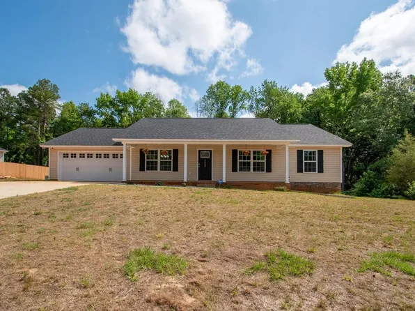 4845 Solstice Dr, Dalzell, SC 29040