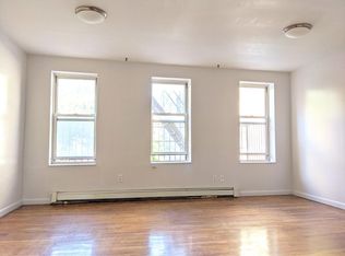 13 Oliver St #3, New York, NY 10038