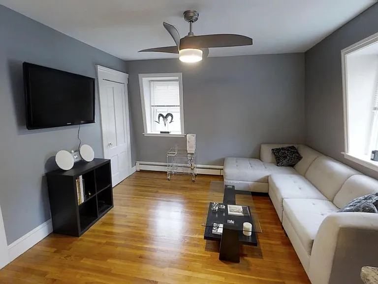 35 Church Ln #3 — Photo 3