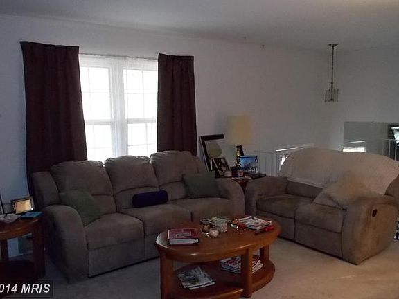 2nd image of 5701 Marigold Ln