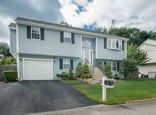 8 Woodbine St, Johnston, RI 02919