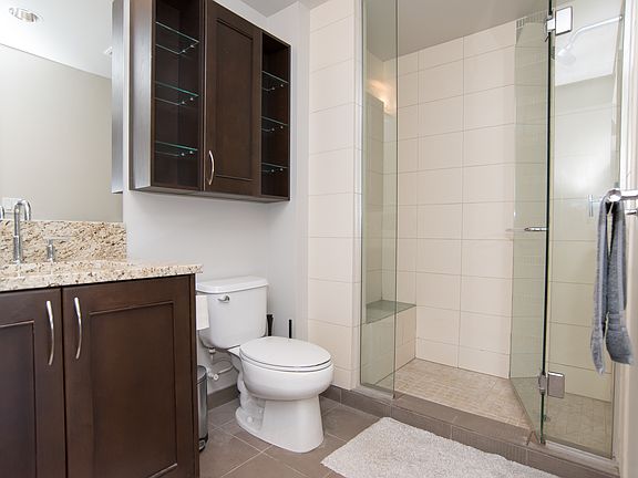 5th image of 10650 NE 9th Pl Unit 1028