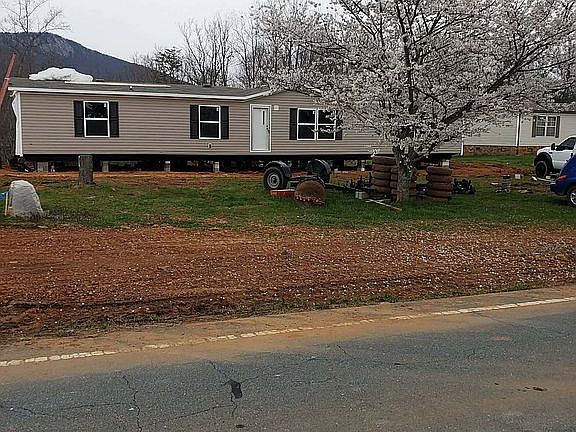 4th image of 1679 Flat Shoals Rd