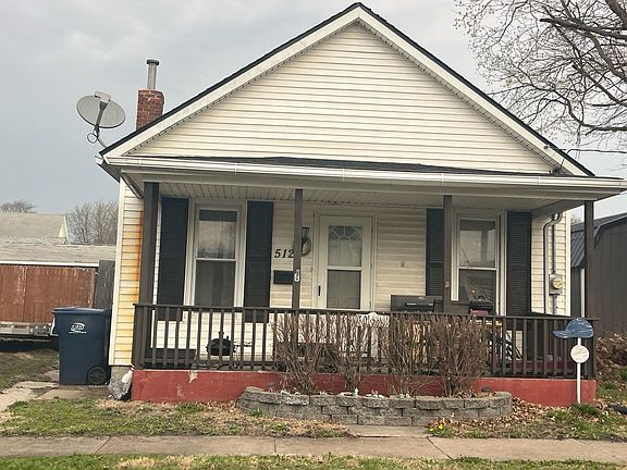 3rd image of 512 W 3rd Ave