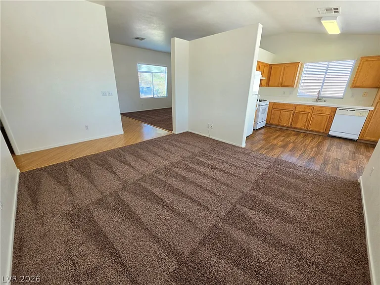 1154 Point Success Ave — Photo 6