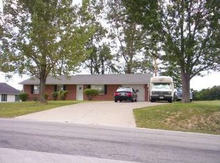 7869 W Prospect Rd, Hillsboro, OH 45133