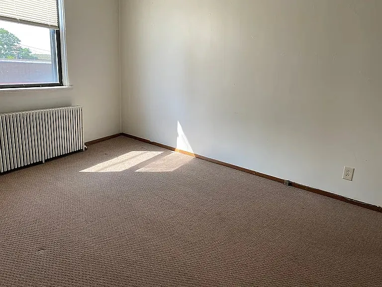 3000 W Liberty Ave — Photo 3