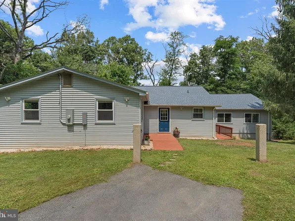 102 Bens Ct, Front Royal, VA 22630