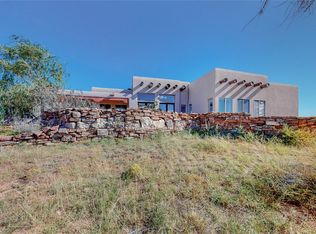 9 Cuesta Rd, Santa Fe, NM 87508