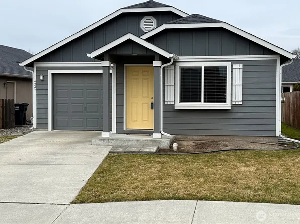 1242 SW Carver Street, College Place, WA 99324