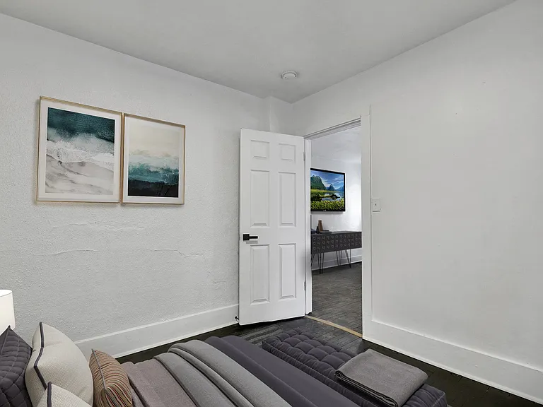 1224 E Malcolm X St #2 — Photo 4