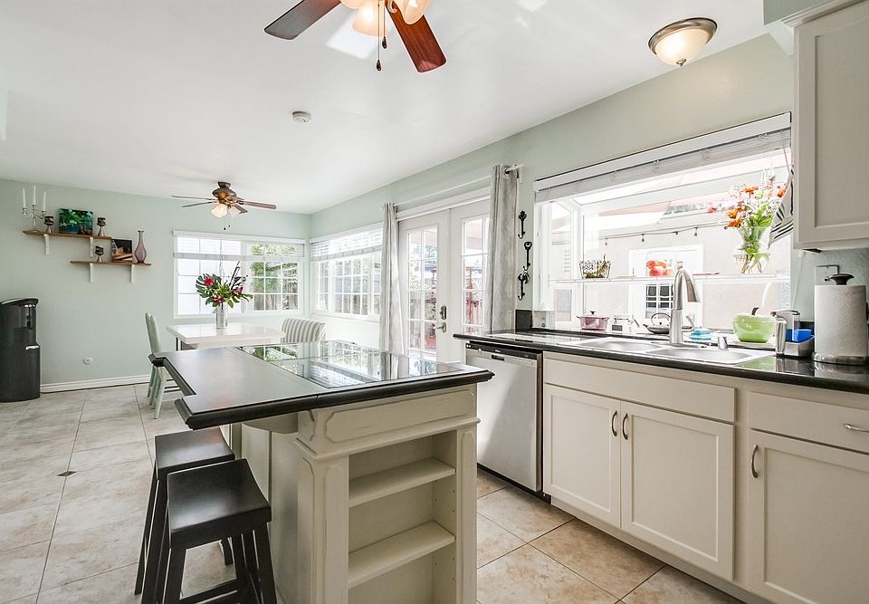 1st image of 10633 Porto Ct