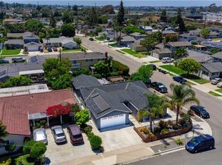 3125 Roosevelt Way, Costa Mesa, CA 92626