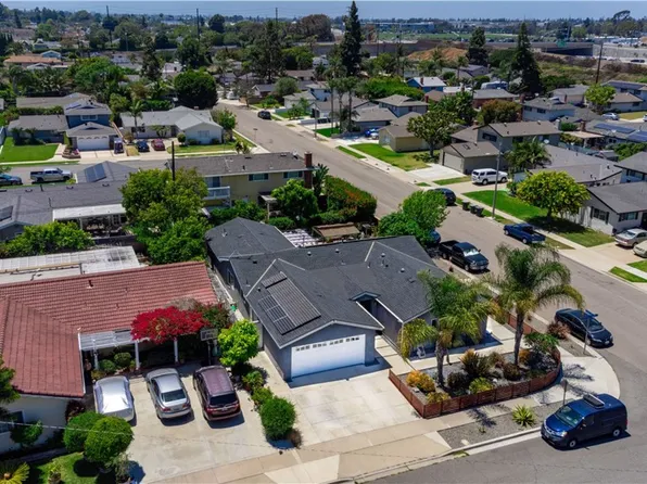 3125 Roosevelt Way, Costa Mesa, CA 92626