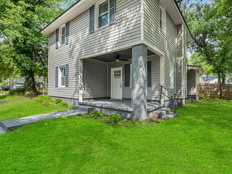 4715 Luvalie St — Photo 32