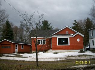 411 N Clinton St, Carthage, NY 13619