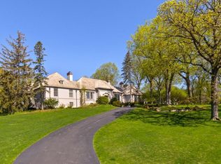 3340 Hill Ln, Wayzata, MN 55391