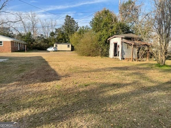 104 Janet St, Sparks, GA 31647