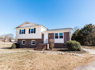 103 Knight Pl, Piedmont, SC 29673
