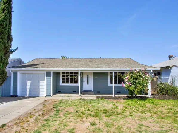3841 Pinell St, Sacramento, CA 95838
