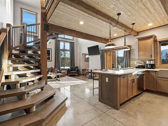 4th image of 169 Coram Stage Rd Unit 4