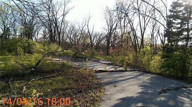 1st image of 10 Deer Valley Ct