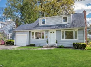 21 Middle Ave, Summit, NJ 07901