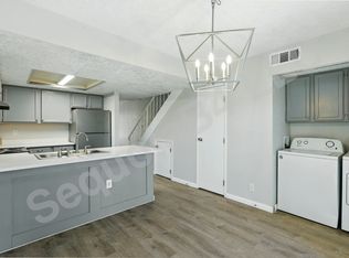 6041 Sequoia Rd NW APT B04, Albuquerque, NM 87120