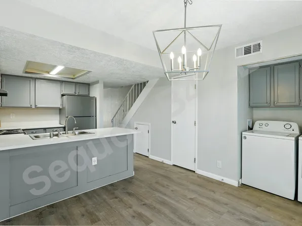 6041 Sequoia Rd NW APT B04, Albuquerque, NM 87120