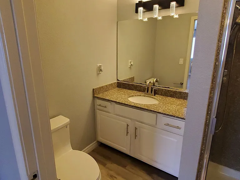 5080 Indian River Dr #400 — Photo 18