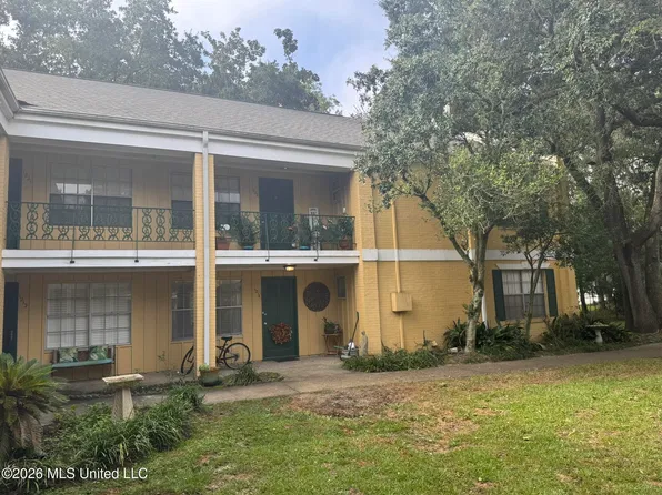 3310 Washington Ave APT 1214, Pascagoula, MS 39581