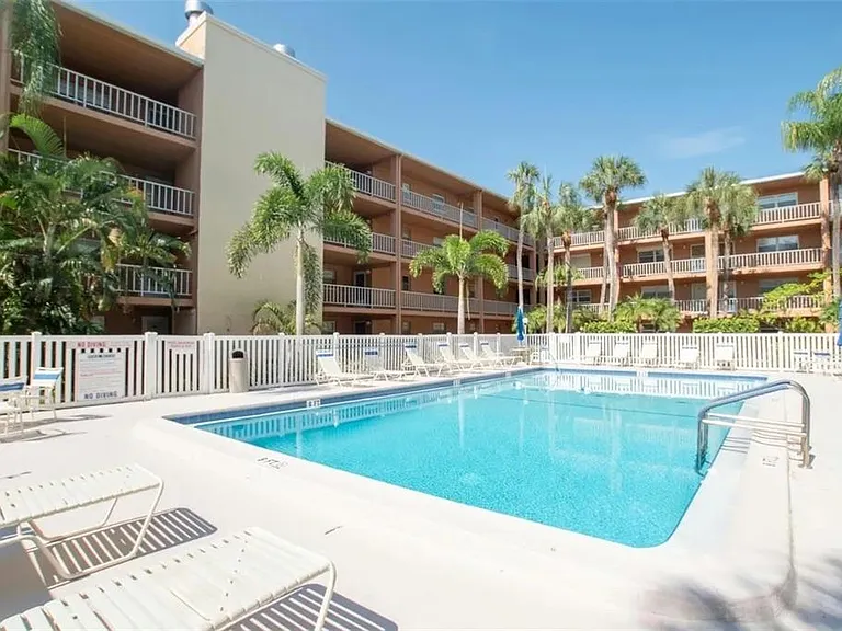 12760 Indian Rocks Rd #1017 — Photo 10