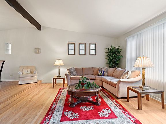 5th image of 117 Fernwood Dr