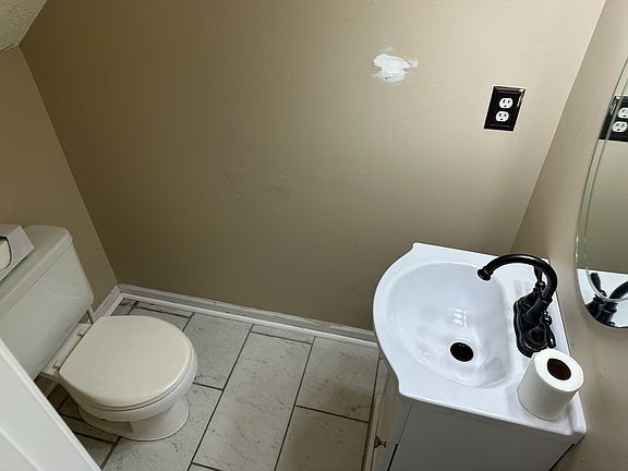 Downstairs half bathroom