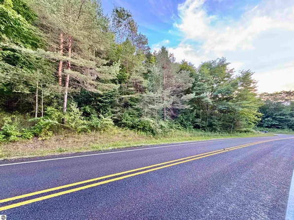 0 S Beaver Pond Rd, Empire, MI 49630