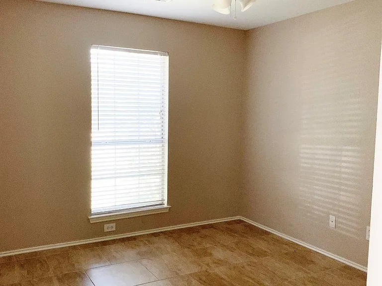 209 N Blue Rdg — Photo 16