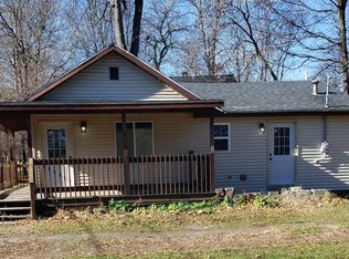 625 E Saint Joseph St, Paw Paw, MI 49079