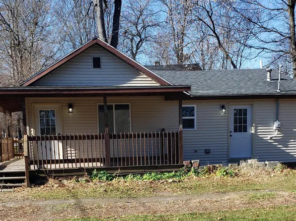 625 E Saint Joseph St, Paw Paw, MI 49079