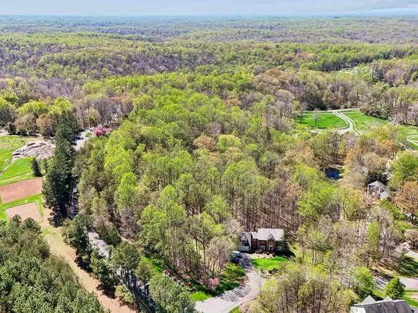 11920 Henderson Rd, Clifton, VA 20124