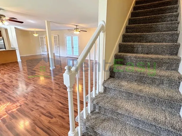 8019 Keene Rd — Photo 13