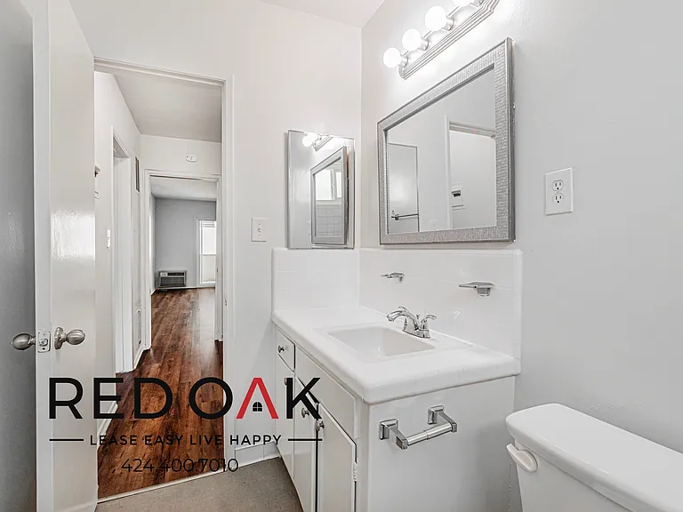 1016 N Edinburgh Ave #9 — Photo 16