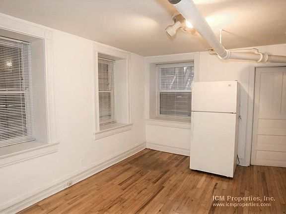 3rd image of 855 W Lill Ave #G1